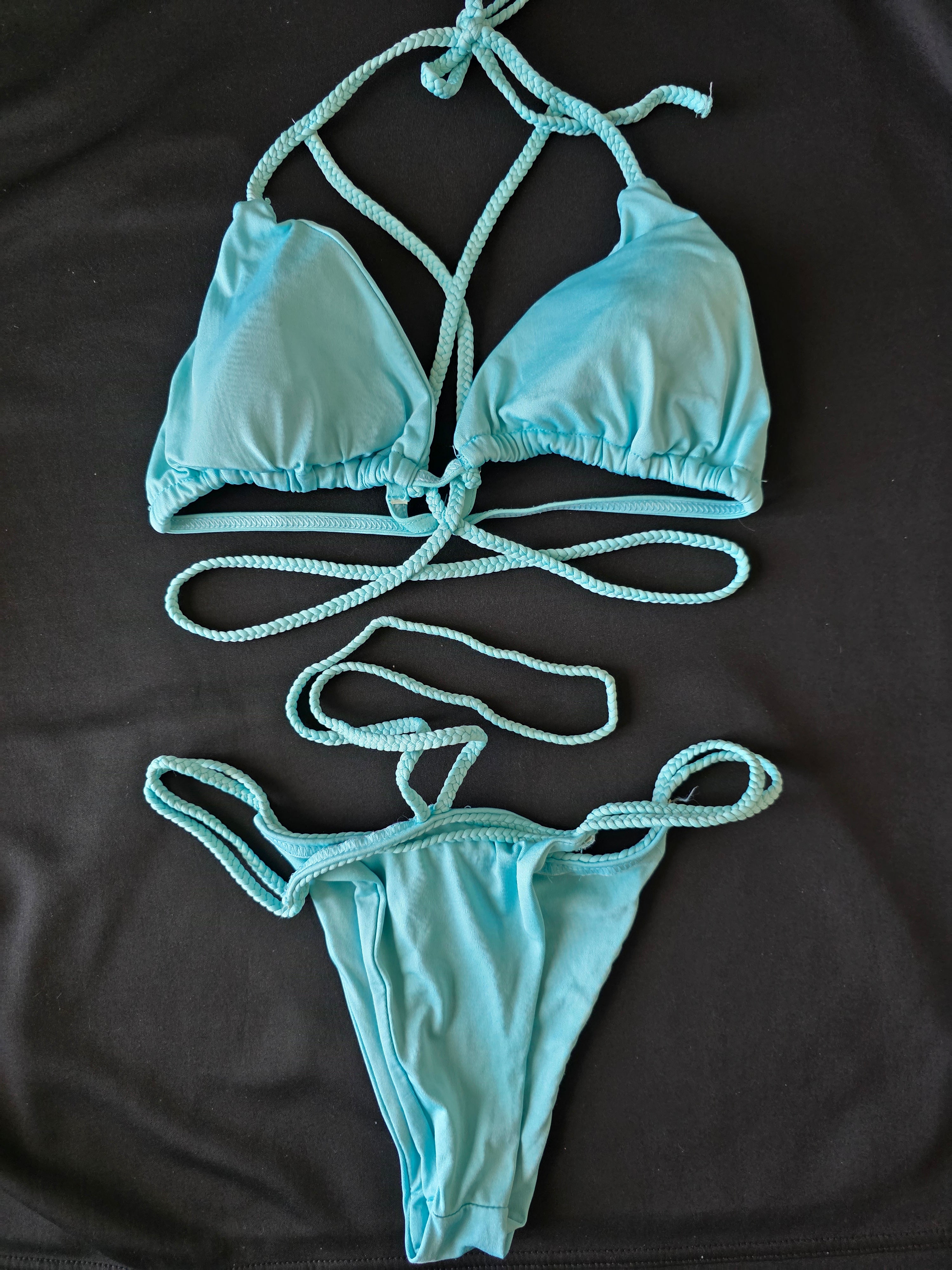 Strappy Turquoise Set